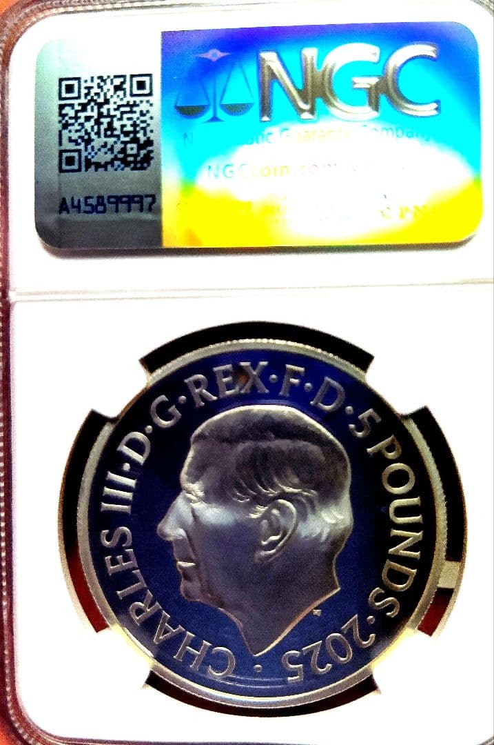 ngc 2025 英国　1オンス PF70 UCAM 36枚　超希少　銀貨