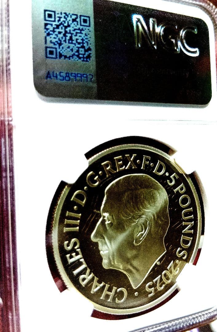 ngc 2025 英国　1オンス PF70 UCAM 36枚　超希少　銀貨