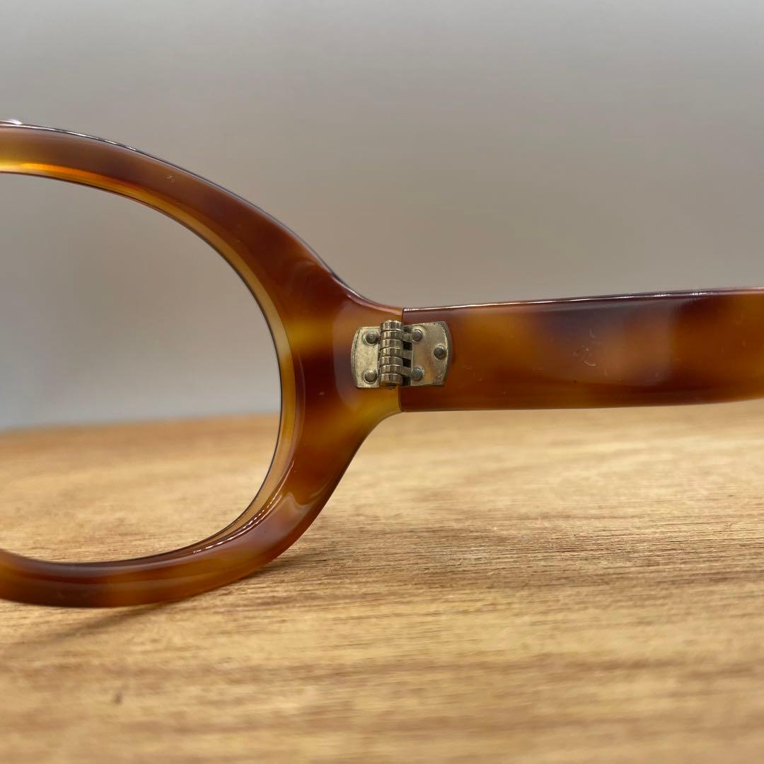 50年台フランス製⭐️イヴサンローラン曲智ハニーアンバーフレーム