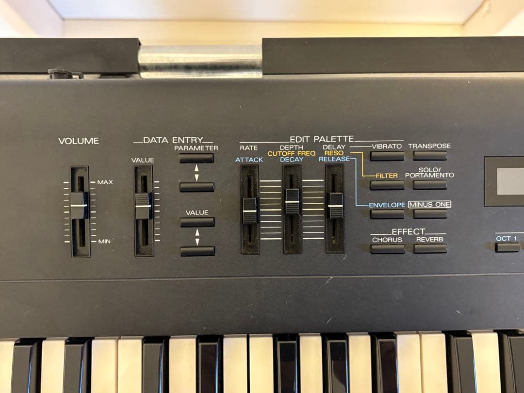 Roland ローランドJV-35 シンセサイザー【スタンド付き】