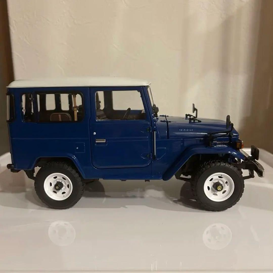 京商1/18スケール TOYOTAランドクルーザー40 青