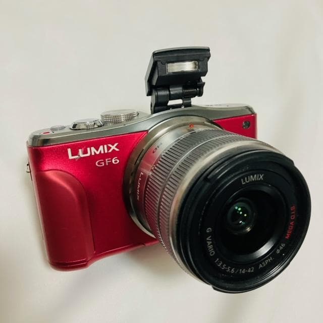 Panasonic LUMIX DMC-GF6W ダブルレンズキット レッド