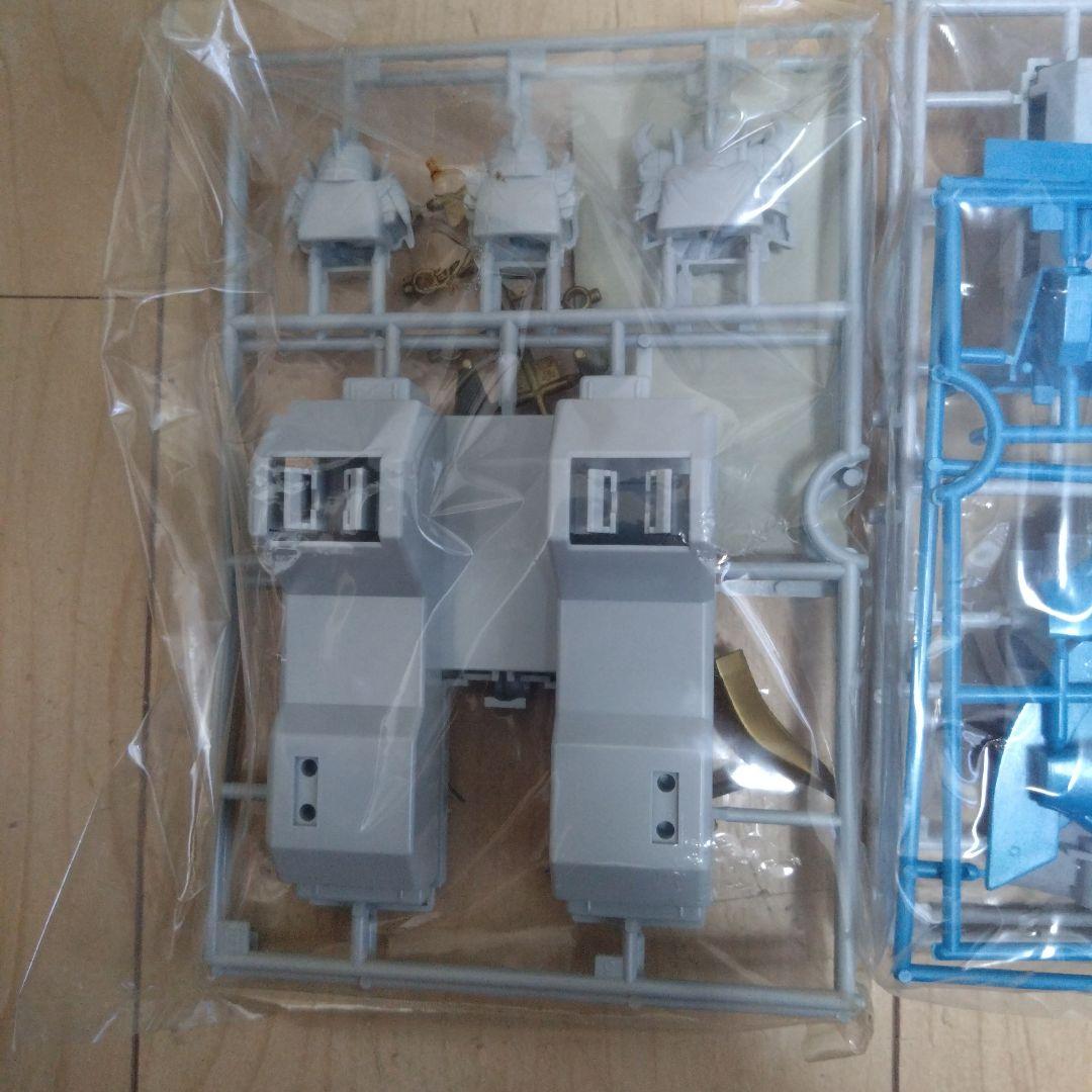 ぱ*す様 元祖SDガンダムプラモデル　機構戦車スーパーオーキス　未組立