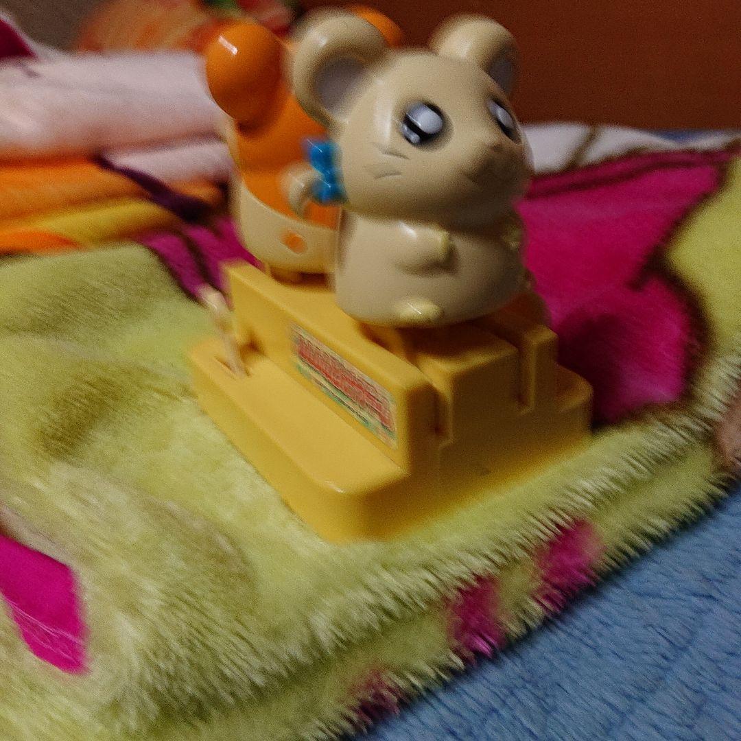 ハムハムゲーム 動くおもちゃ ベージュ/オレンジ