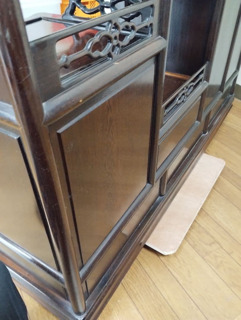 y　茶箪笥　アンティーク　飾り棚　黒檀