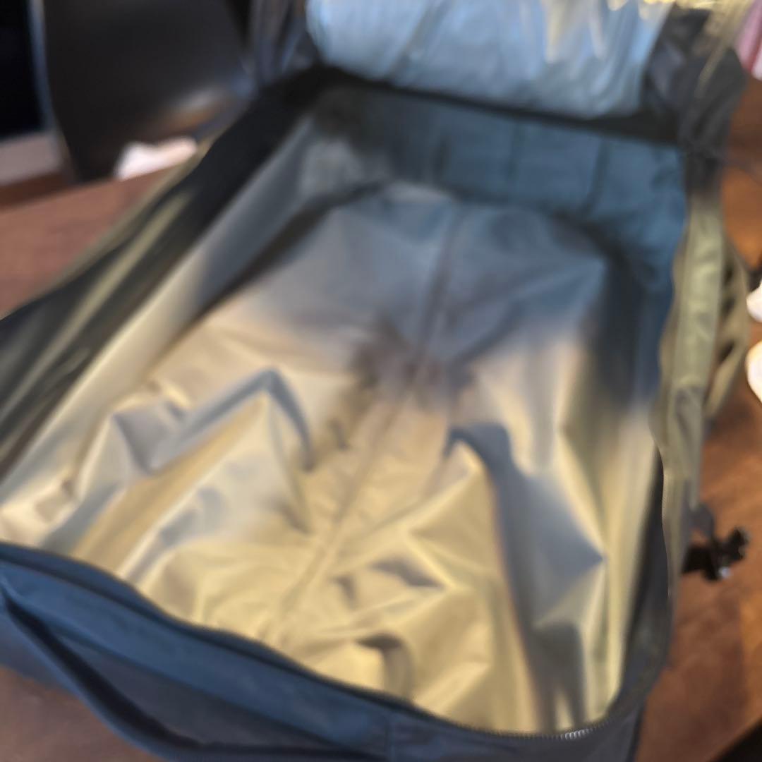 【週末セール】 mont-bell トラベルバッグ　ウィーリーバッグ60