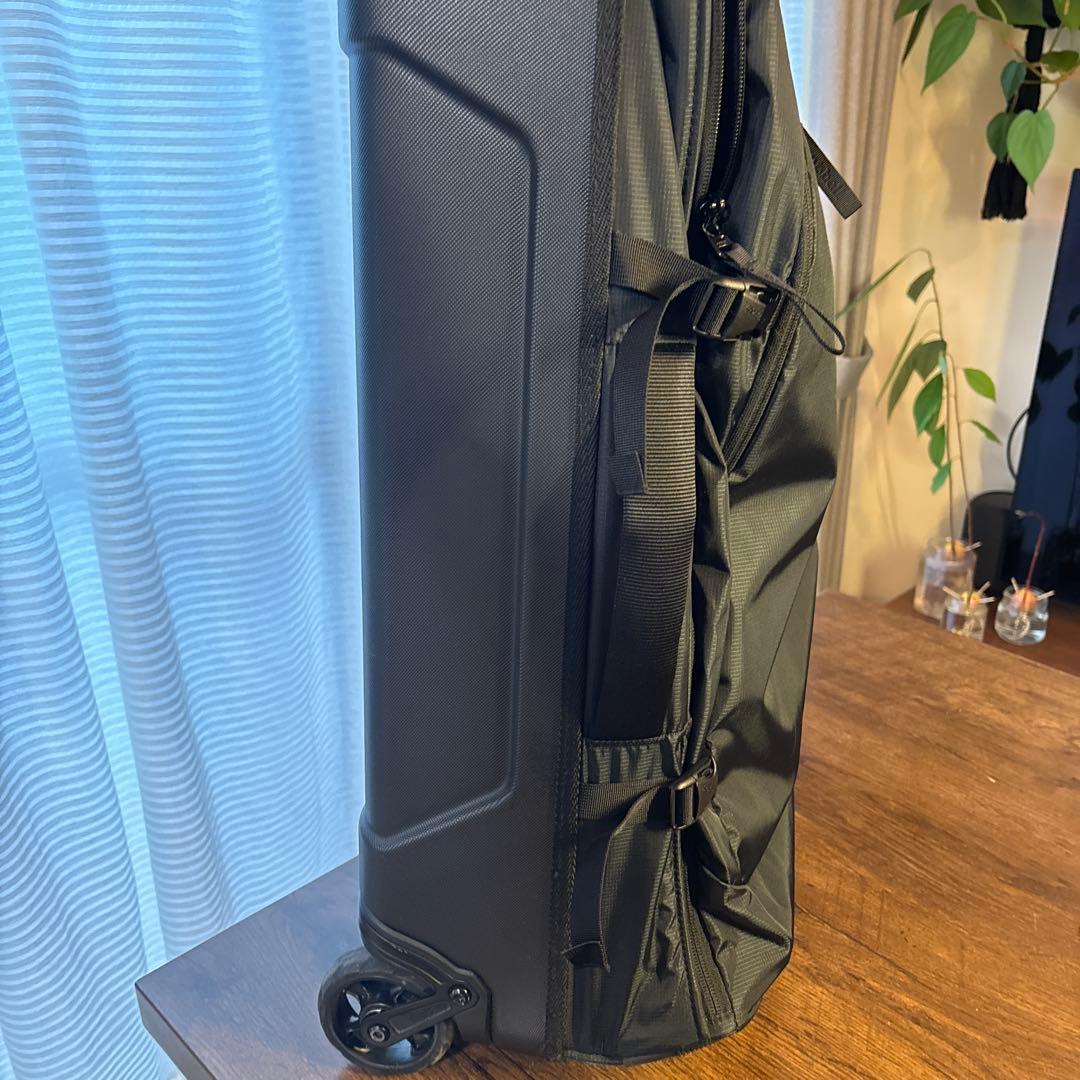 【週末セール】 mont-bell トラベルバッグ　ウィーリーバッグ60