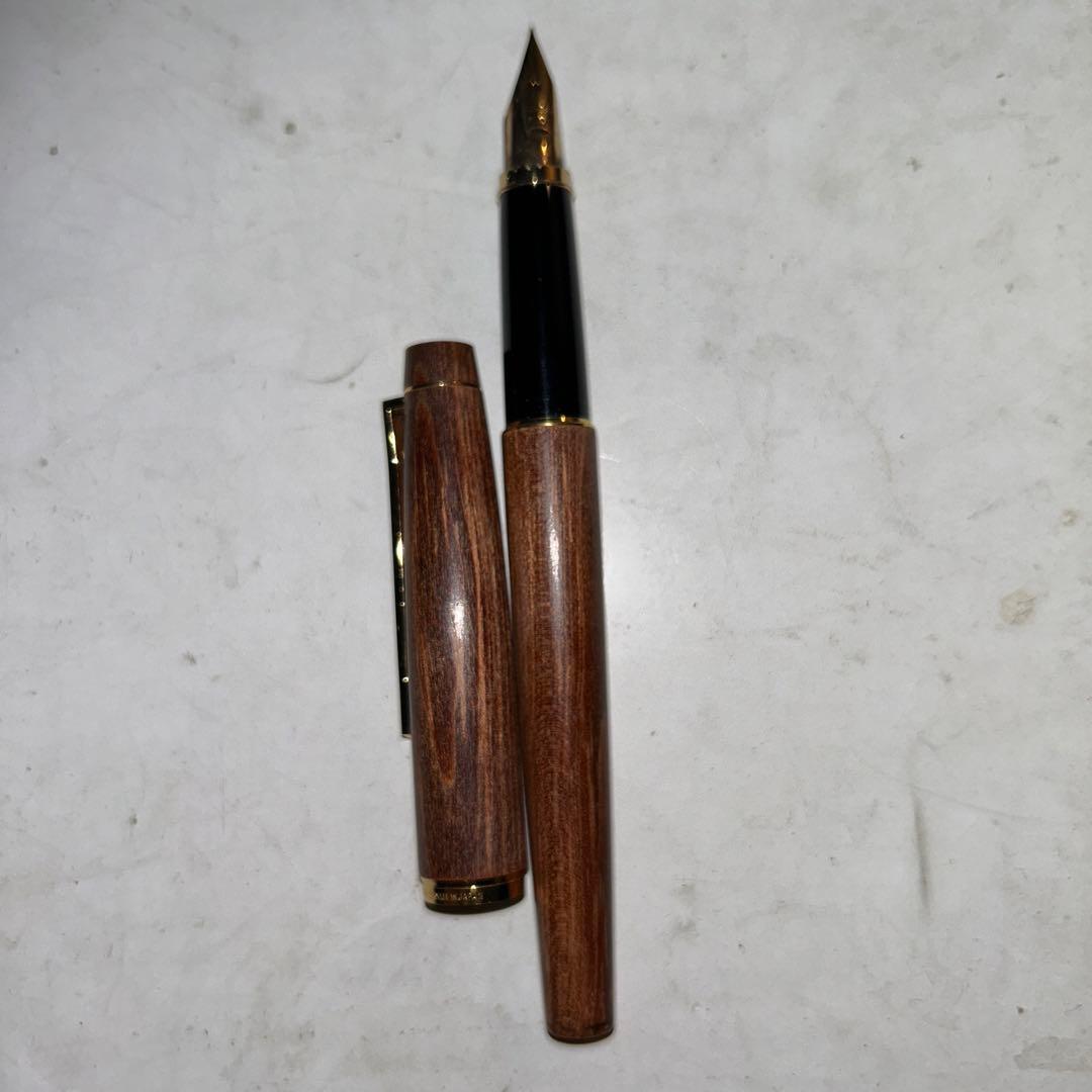 【未使用】天然木材使用PILOT万年筆、ボールペン、シャープペンシルセット