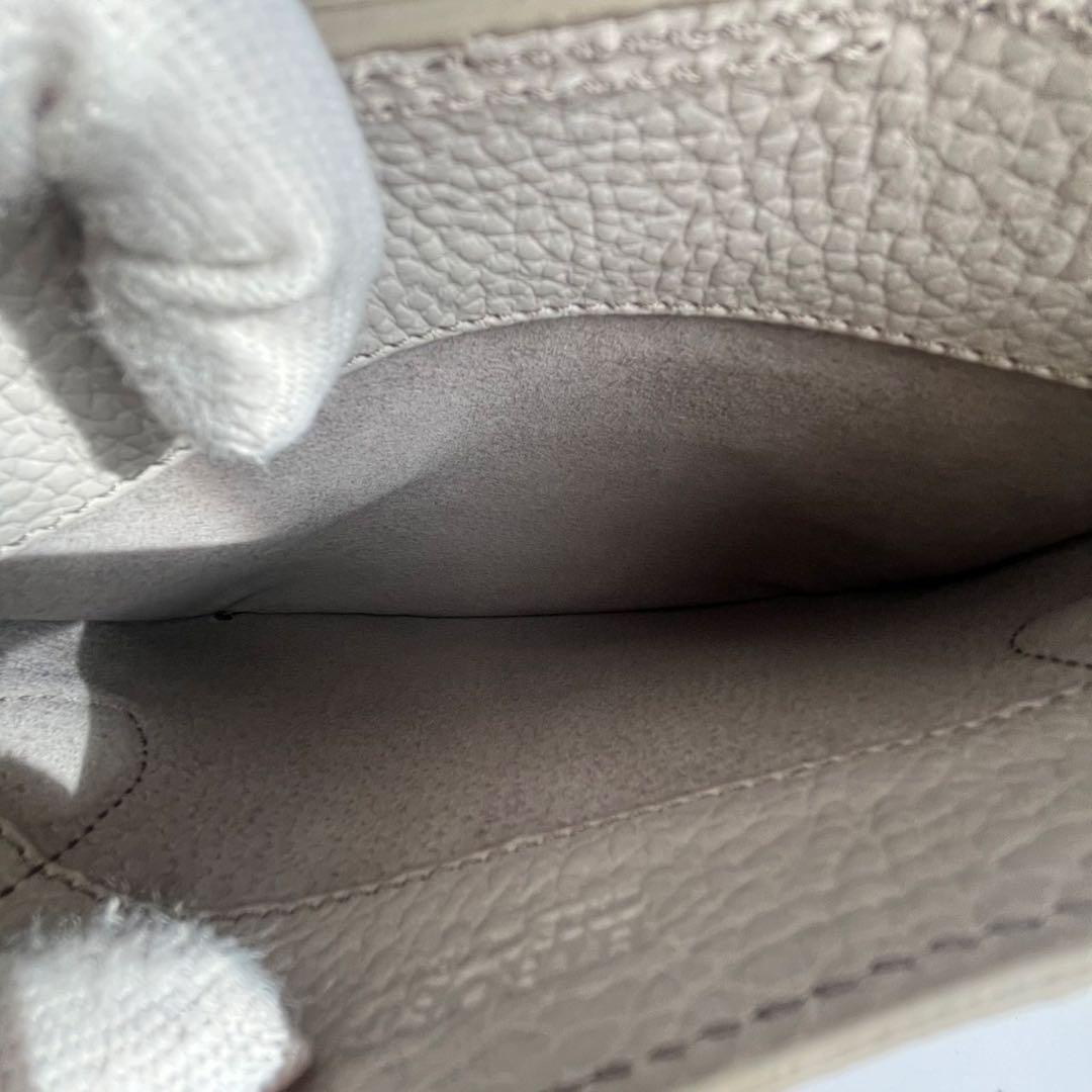 ✨未使用　現行モデル✨　HIROFU カーラ　ハンドバッグ　　H ベージュ