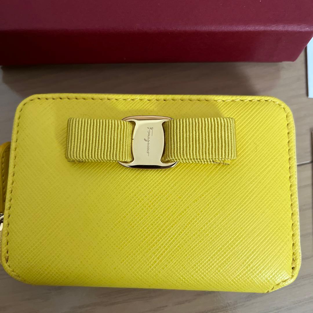 ゆみこです！フェラガモ　カードケースor小銭入れ