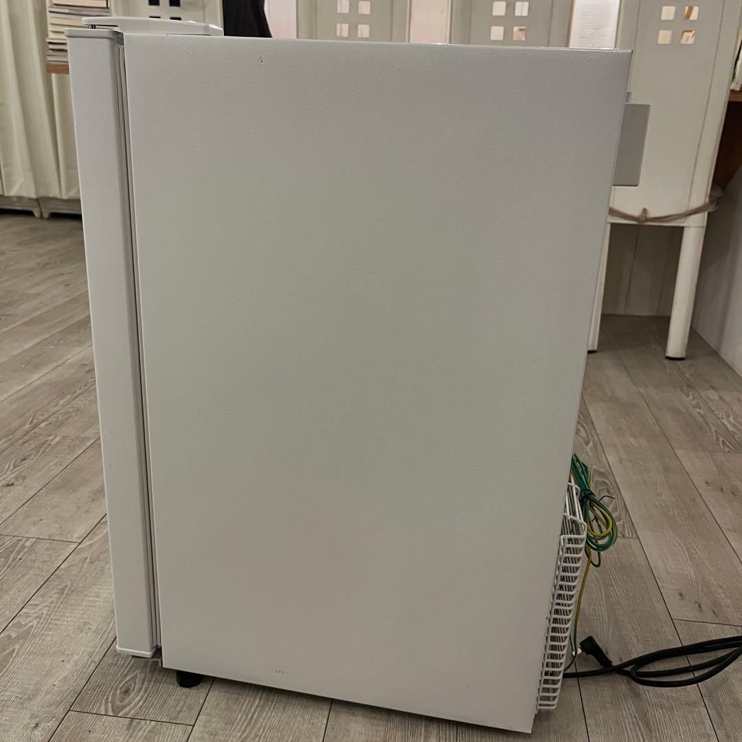 w*h様 ALLEGIA アレジア 61L 家庭用冷凍庫 2021年