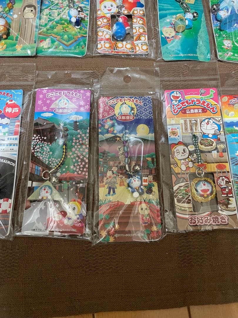 どこでもドラえもん　根付け　ストラップ　19個セット