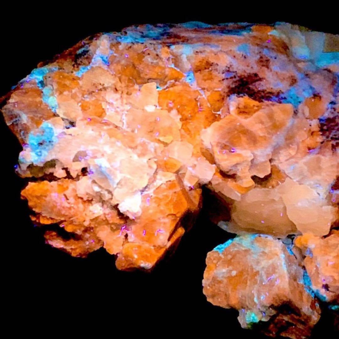 トップクオリティ！505ctグリーンソーダライト原石/蛍光鉱物