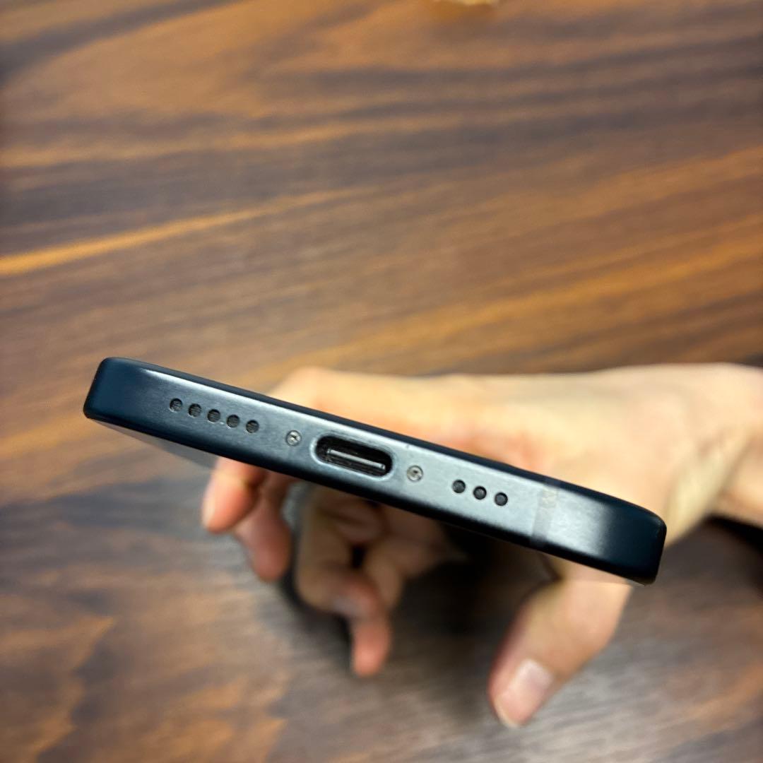 【高木】iPhone15本体/256GB/SIMフリー /バッテリー89%