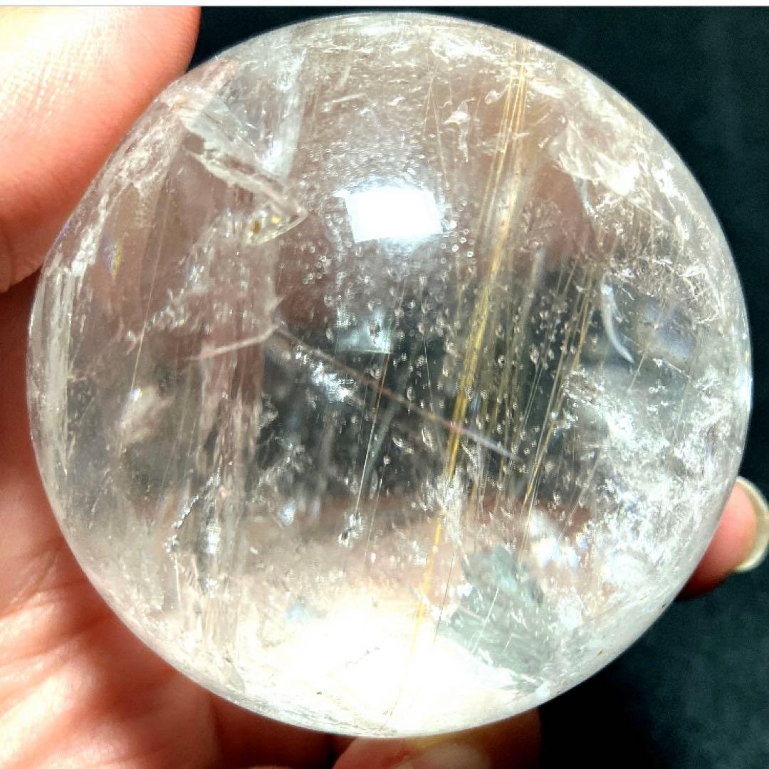 58mm 虹入りゴールドルチルクォーツ　丸玉　スフィア　金針水晶