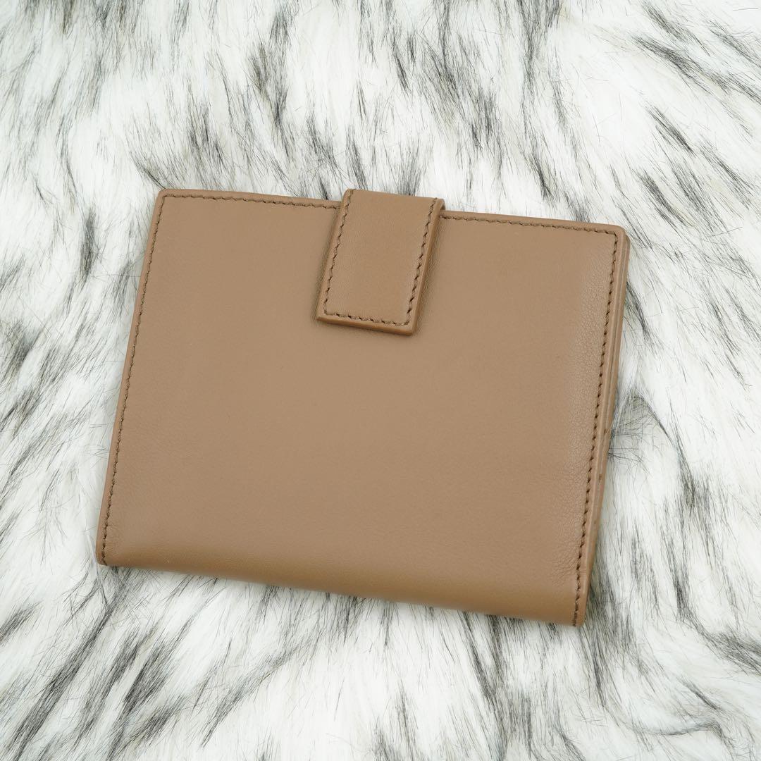 ほぼ未使用品　Salvatore Ferragamo 折り財布　ガンチーニ