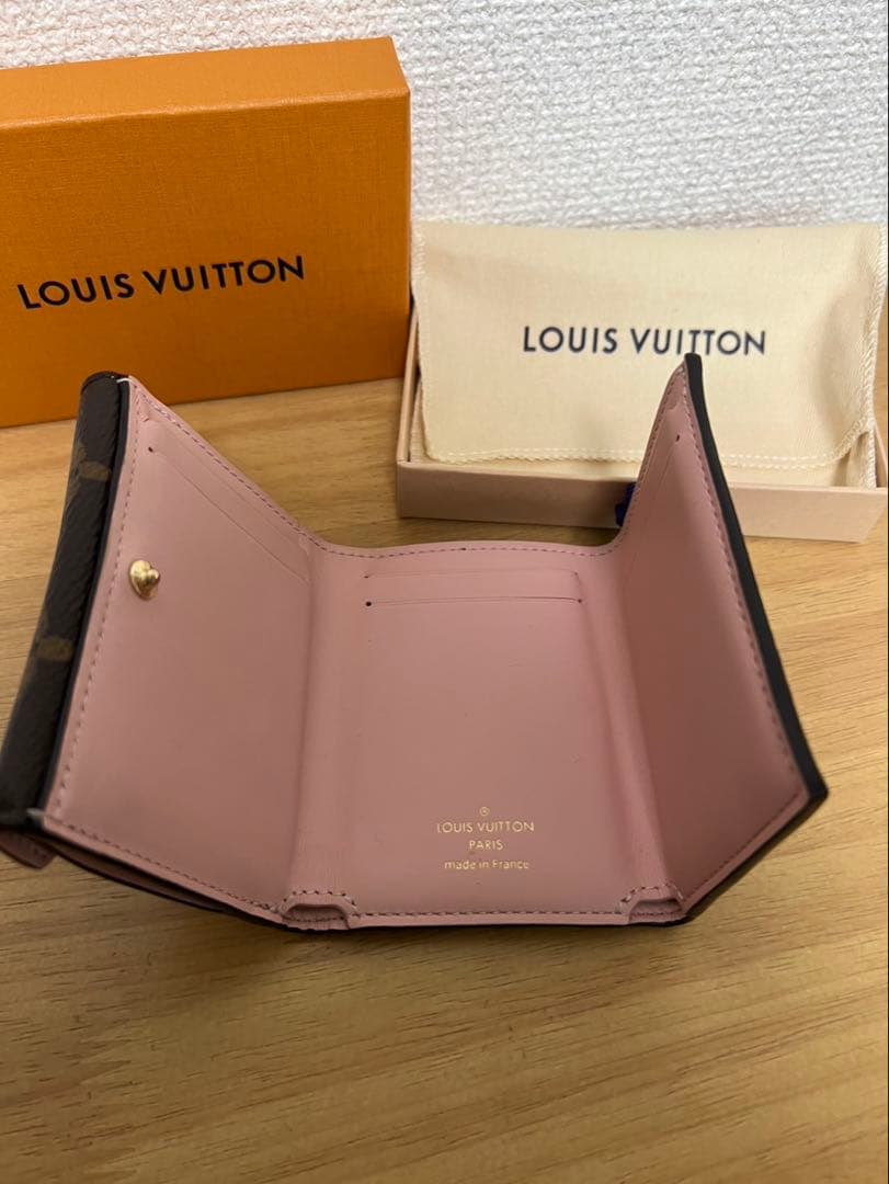 Louis Vuitton 三つ折り財布 ポルトフォイユ・セレスト