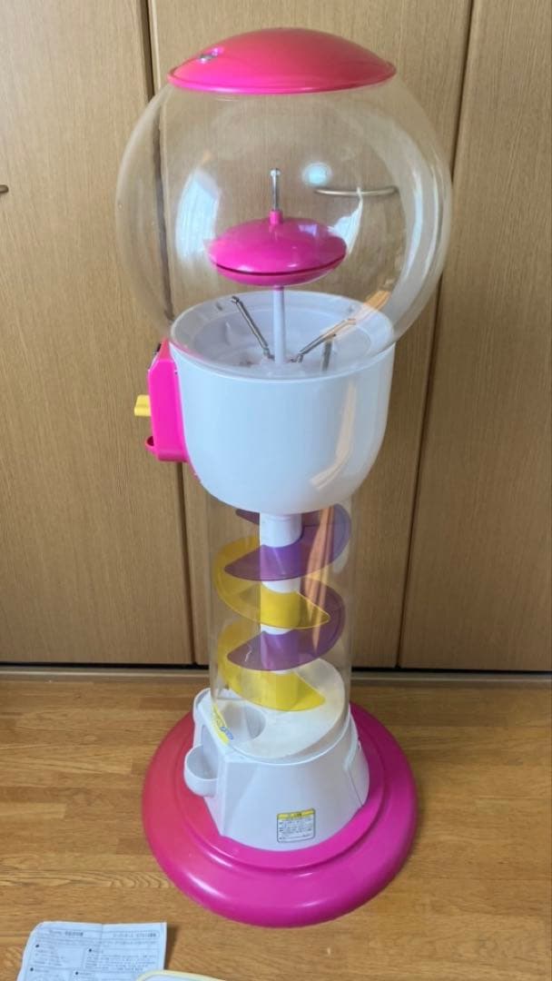 カプセルトイマシーン　ガチャガチャマシン　ガチャガチャ　自販機　ビーワン