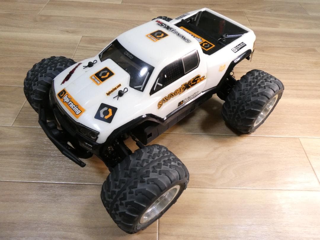 【お値下げ】HPI サベージXS SS 　EPカー　モンスタートラック