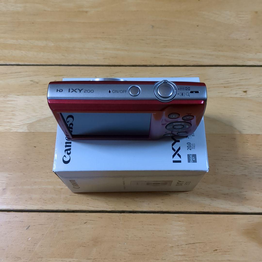 Canon IXY 200 レッド