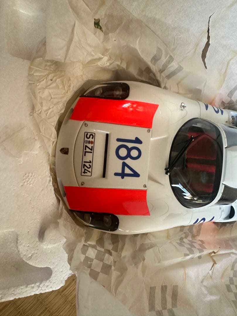 1/18 EXOTO タキレーシング ポルシェ 910 カレラ184