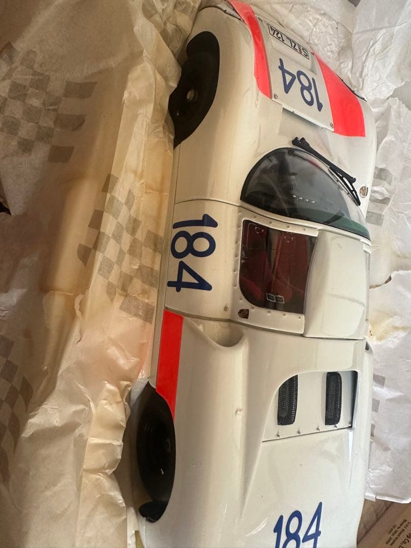 1/18 EXOTO タキレーシング ポルシェ 910 カレラ184