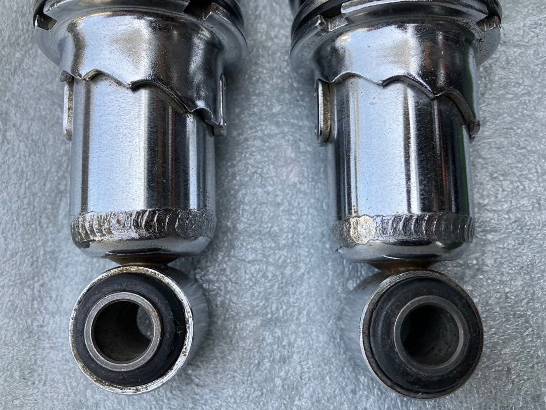 xlh883h 純正リアサスペンション