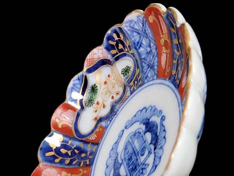 大聖寺伊万里　金襴手　輪花　窓絵　松竹梅の図　豆皿　197AS-BNo