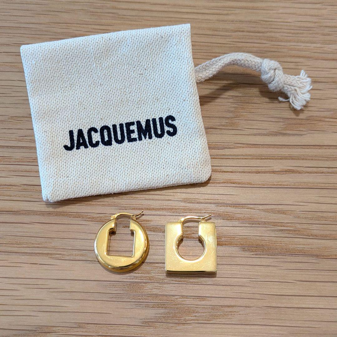 JACQUEMUS Les Boucles Rond Carre ピアス