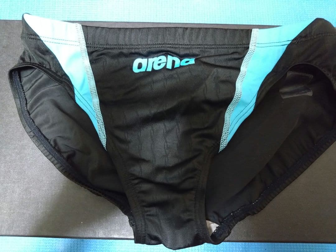 特別価格 競パン Vパン arena PYTHON 競泳用水着 Lサイズ