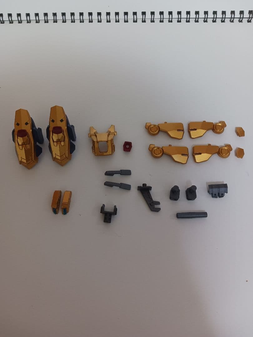 送料込み　神馬模型　1/100 黄金武士　塗装完成品タイプ1