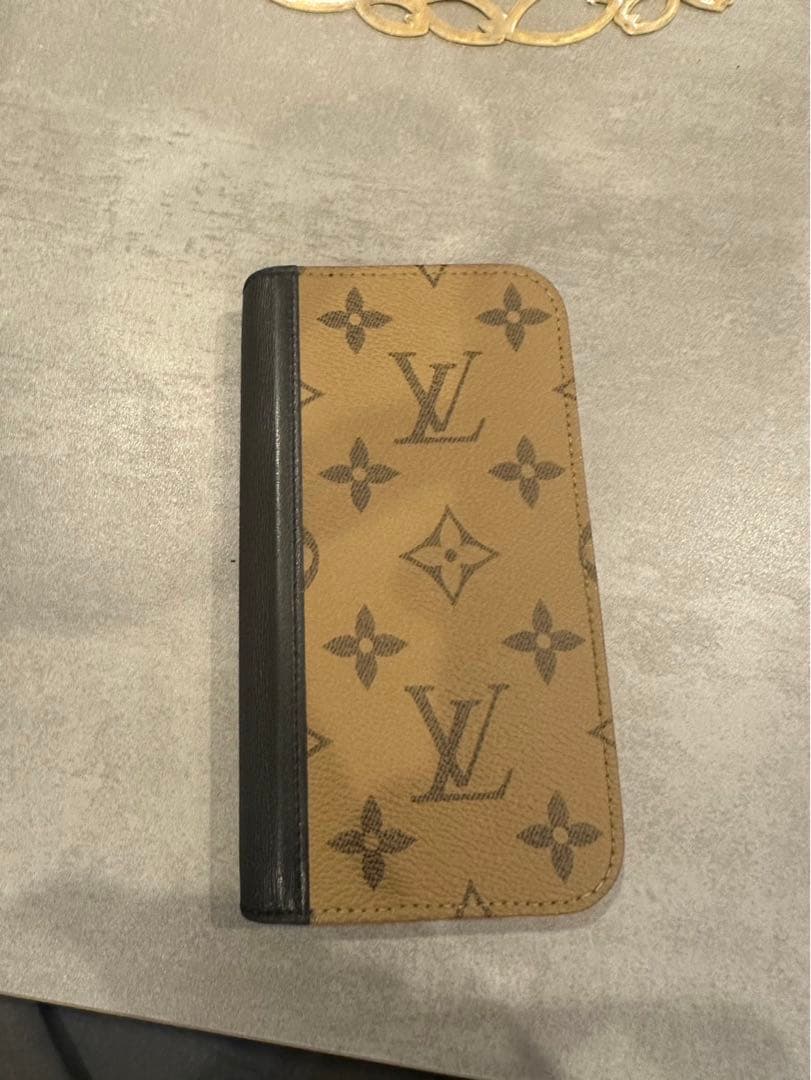 ルイヴィトン モノグラム リバース IPHONE15PRO