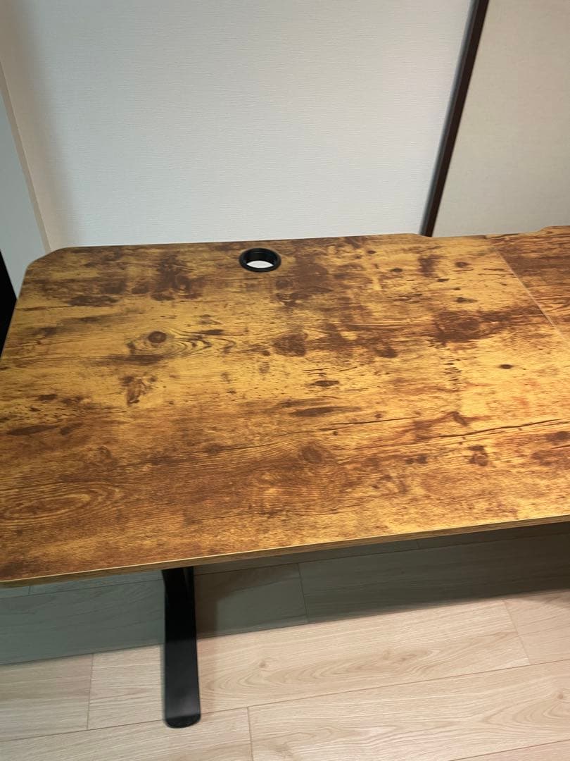 [美品] 電動式デスク 幅160cm メモリー機能付き