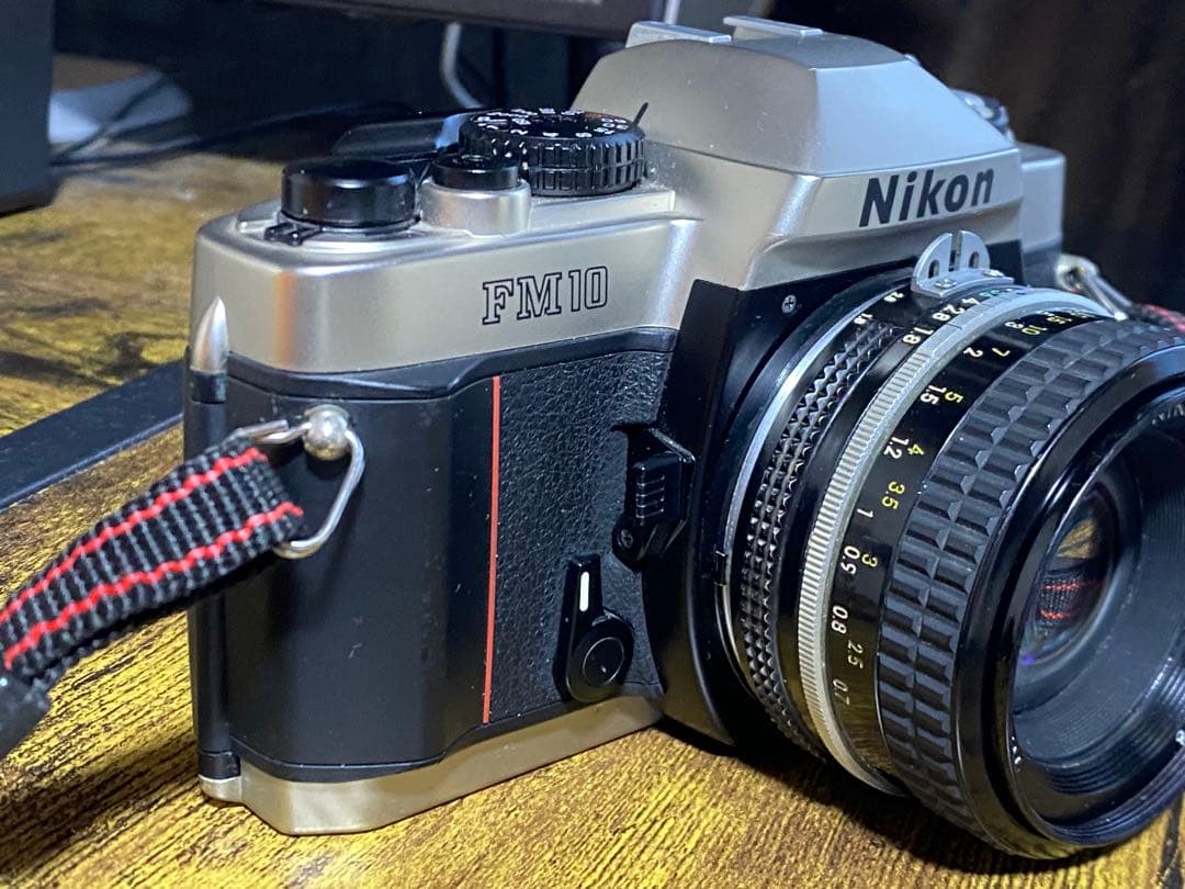も*ん様 Nikon FM10 フィルム一眼レフカメラ
