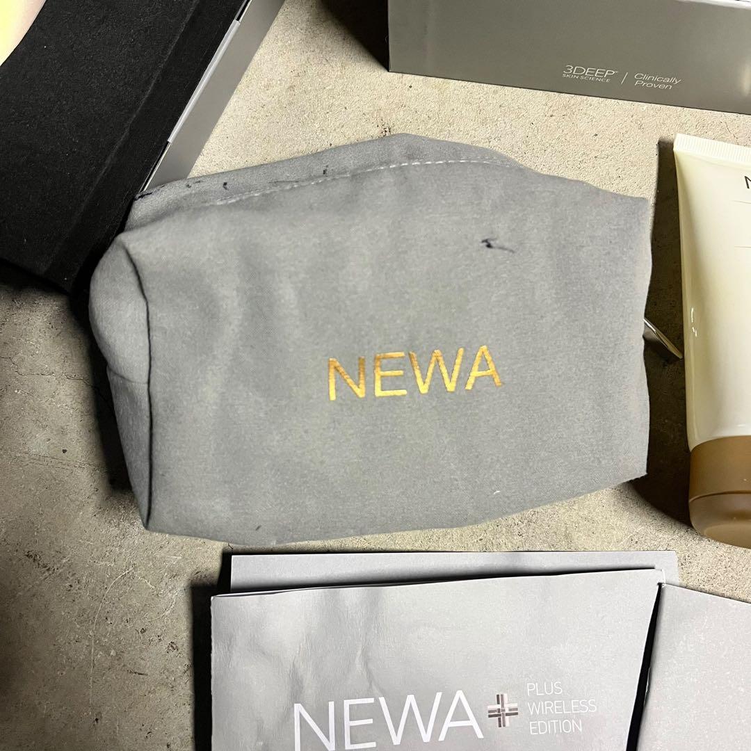 NEWA+ Plus Wireless Edition 美顔器