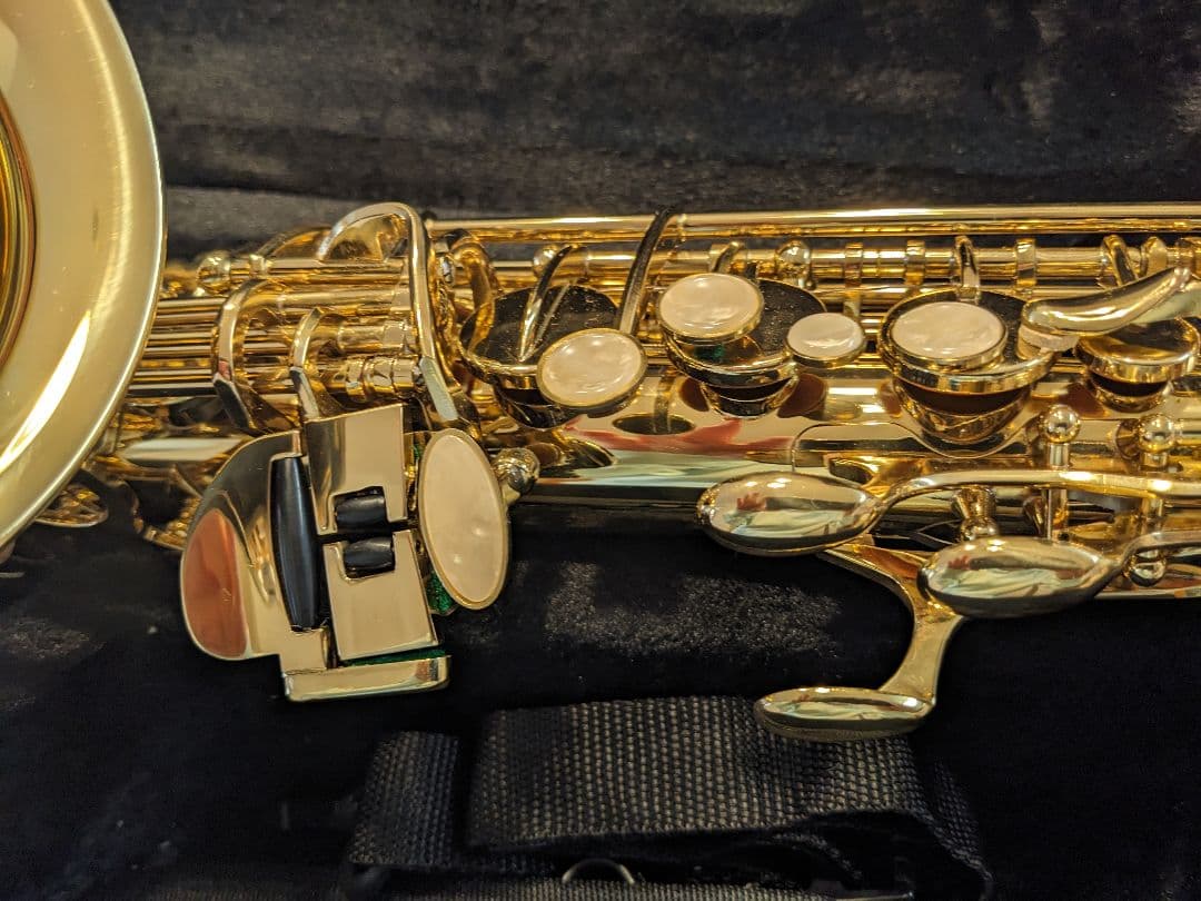 イシバシ楽器アルトサックス　ケース　DVD付き