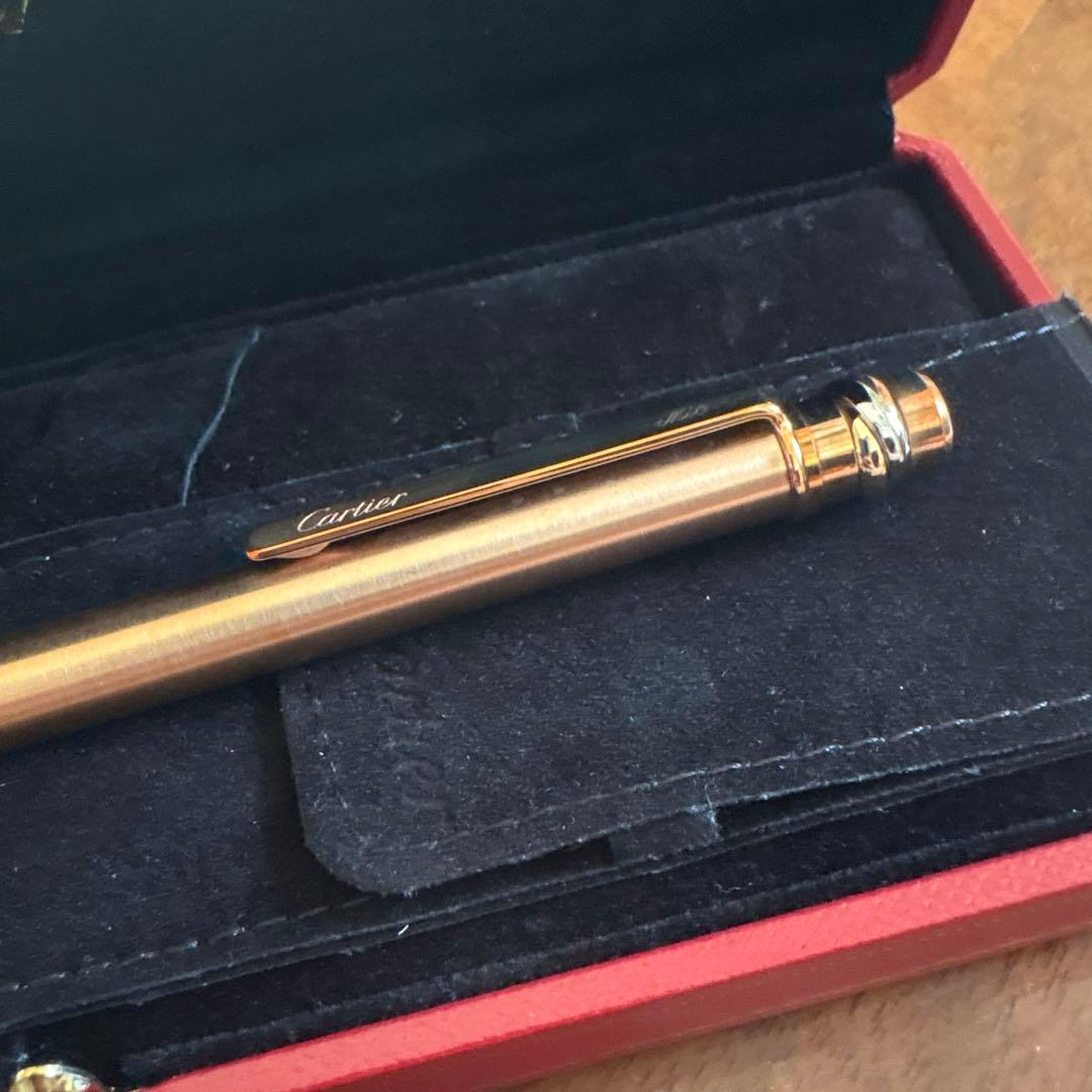 Cartier ゴールド ボールペン 専用ケース付き　名前入り