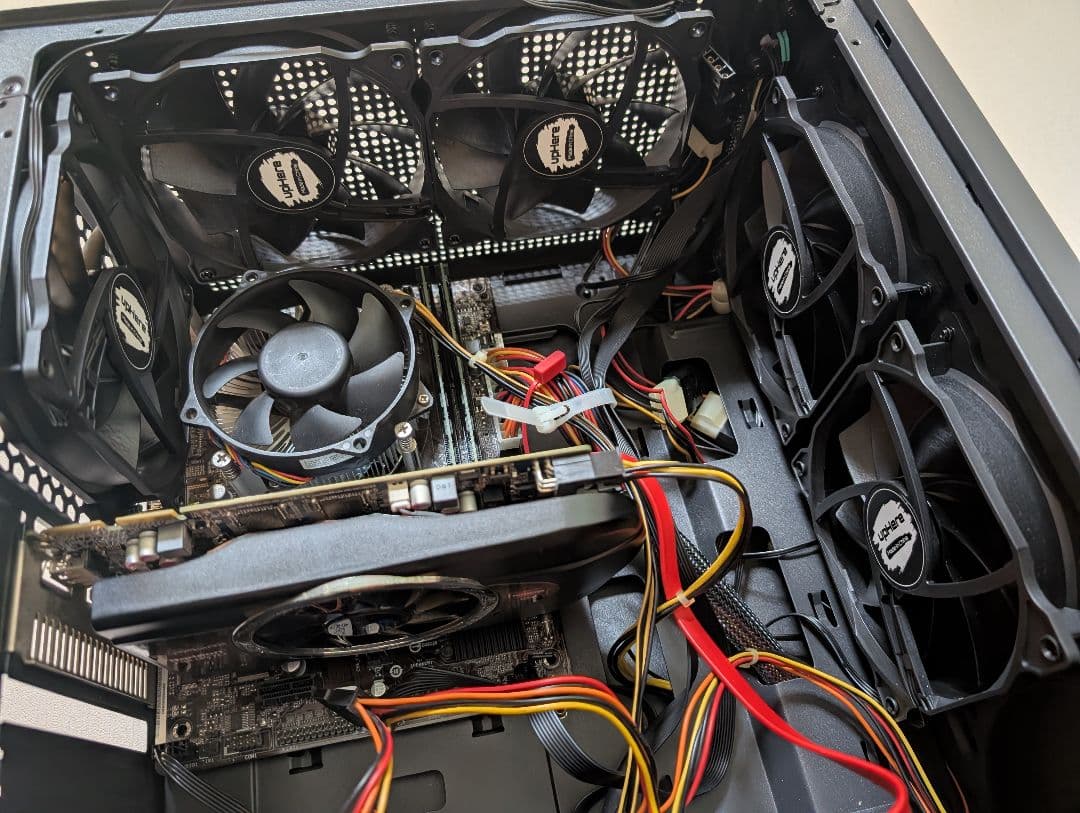 ASRock　H81M-VG4　PCケース　intel　Core　i5-4590