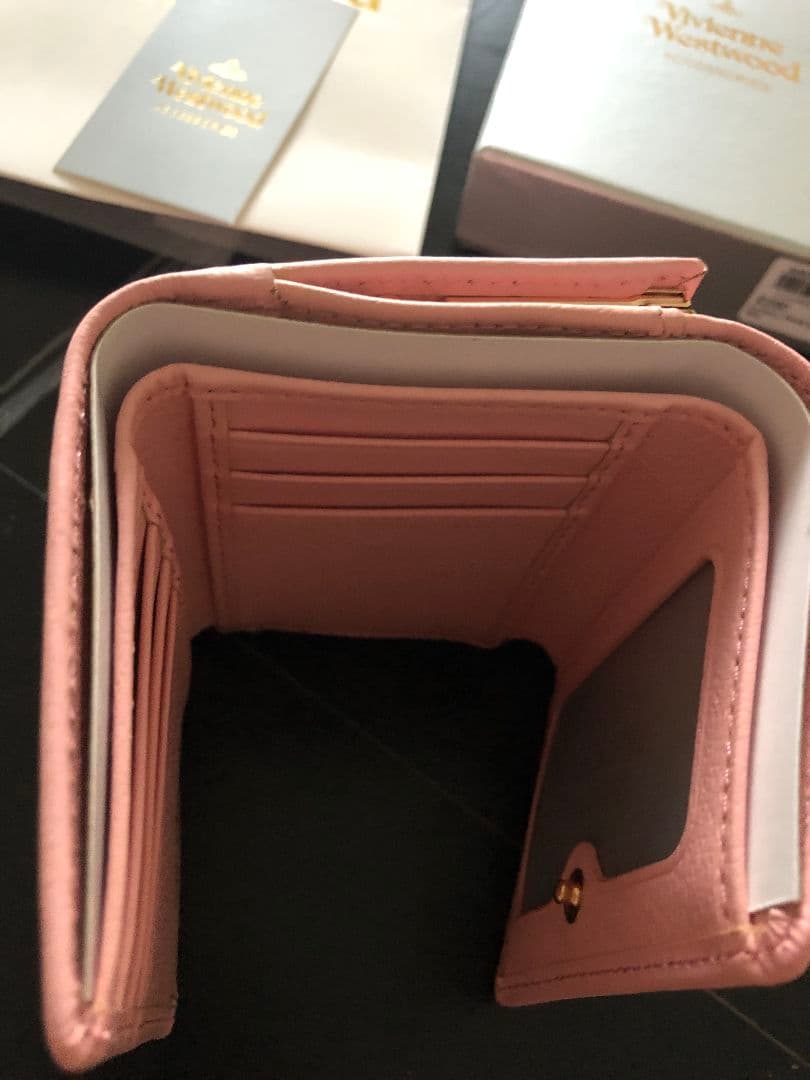 Vivienne Westwood ピンク三つ折り財布