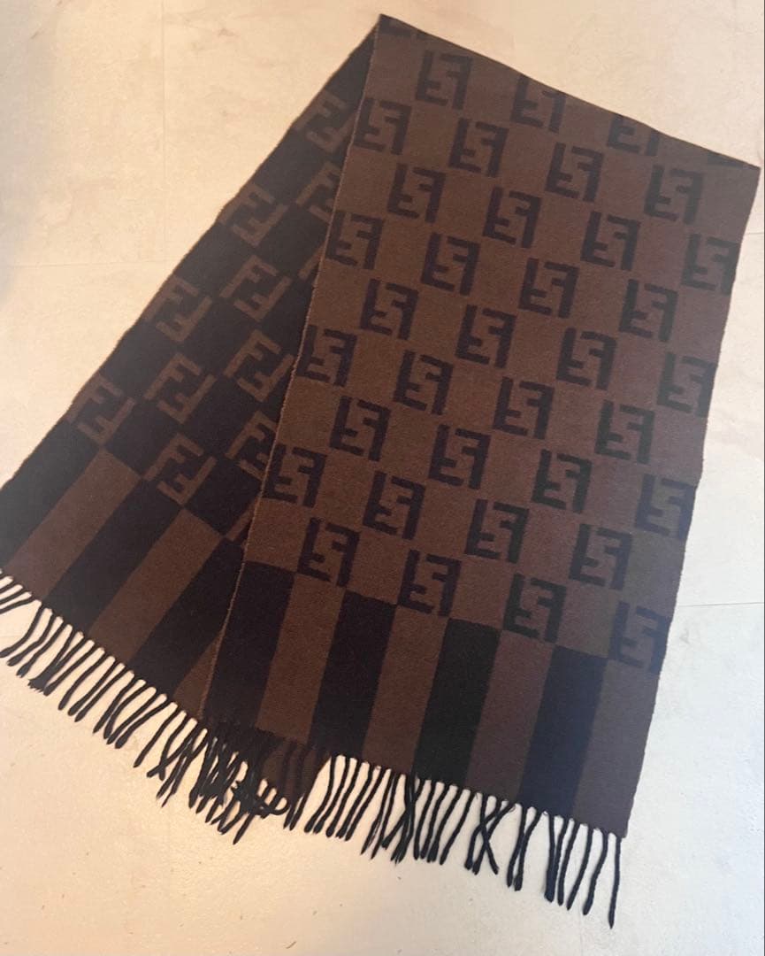 FENDI ズッカ　マフラー