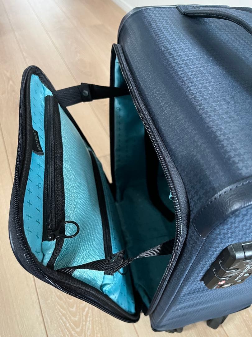 キャリーケース　機内持ち込み可　 PROTECA 　フィーナ