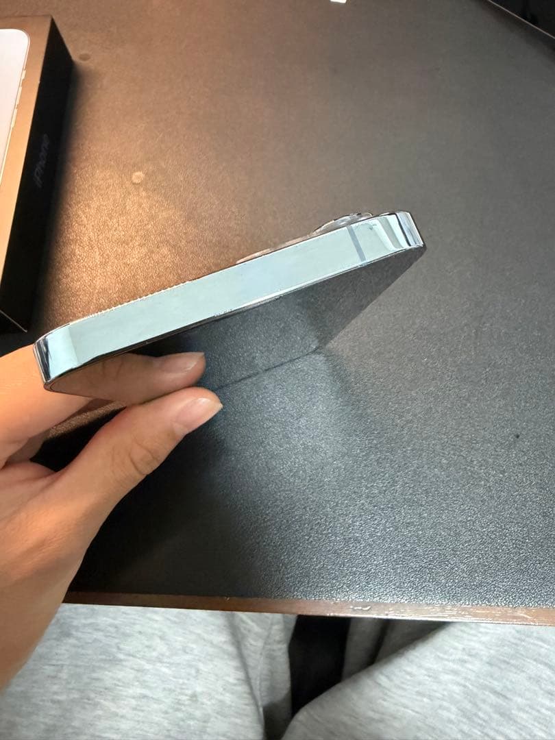 携帯電話本体 iPhone 13pro 256GB