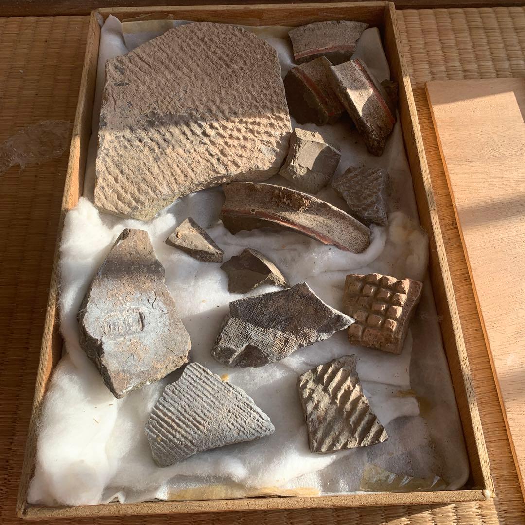 中国前漢長安未央宮残瓦(箱付き)