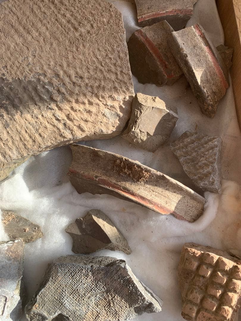 中国前漢長安未央宮残瓦(箱付き)