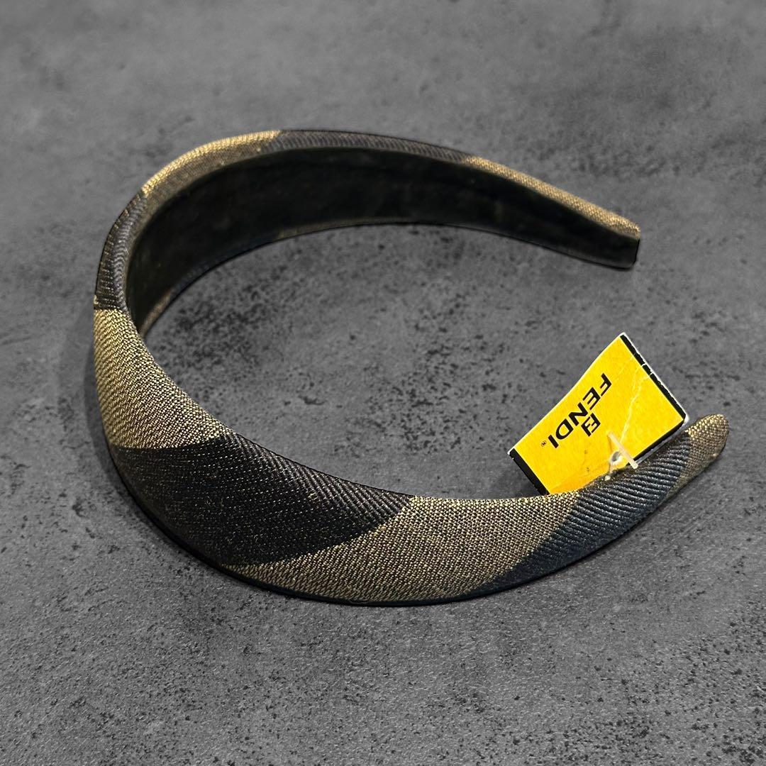 【未使用　タグ付】FENDI ペカン柄　カチューシャ　ヘアバンド