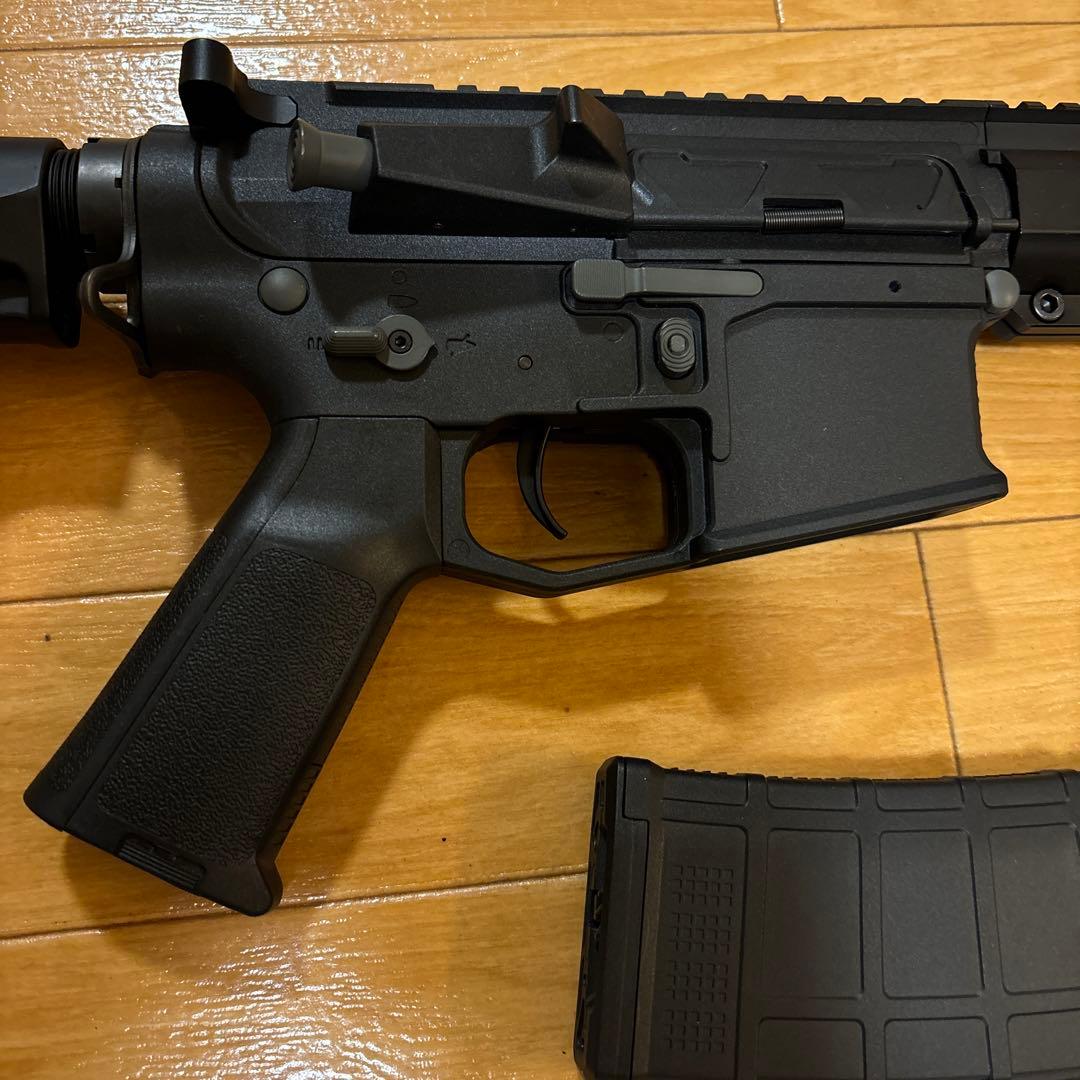 東京マルイ アークタウラス URGI MK16 13.5AEG