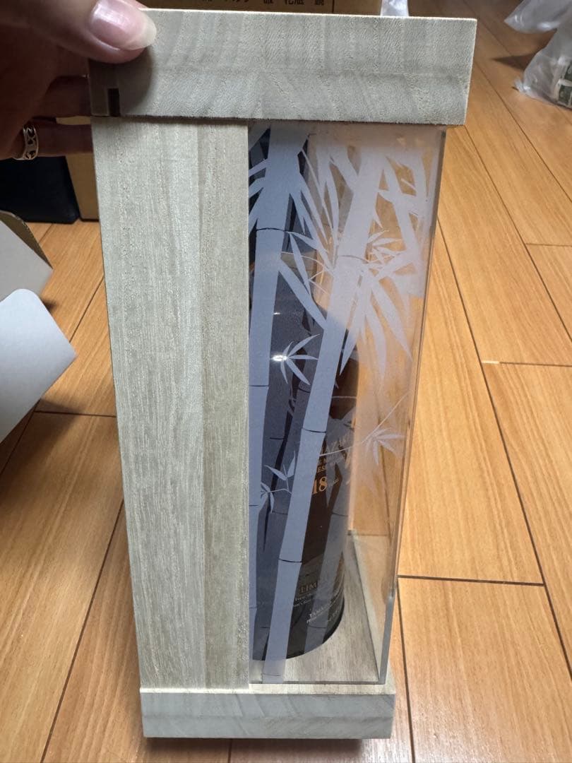 山崎 18年リミテッドエディション【未開封、木箱】