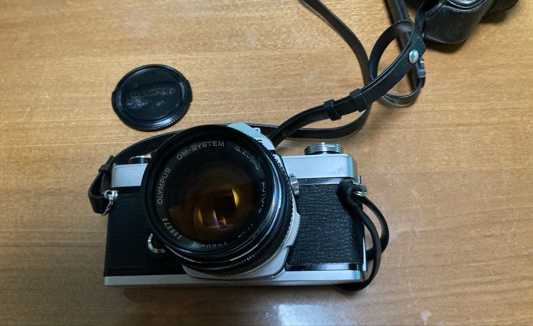 一眼レフフィルムカメラオリンパスOM-1&フラッシュ& 脚立