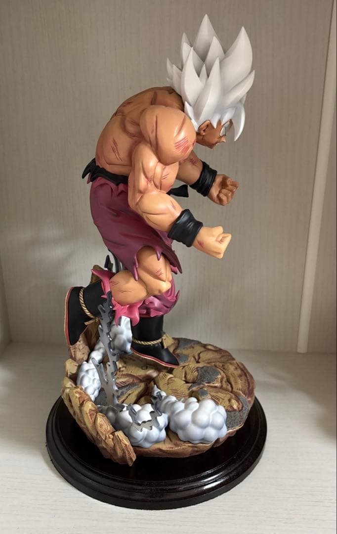 【最安値】 世界30体　限定彩色　MSPサイズ　超サイヤ人　ガレージキット