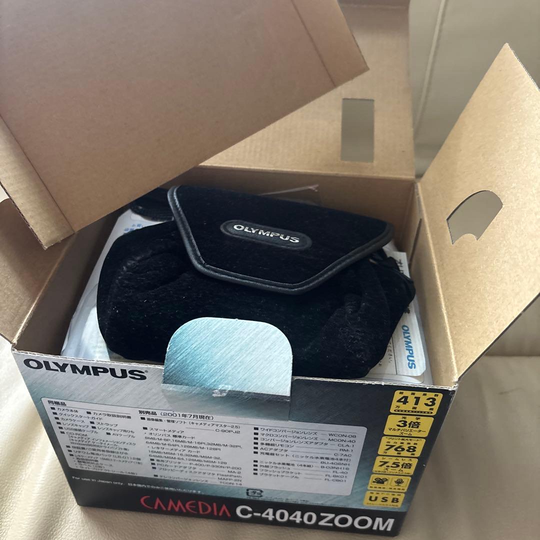 デジタルカメラ camedia C-4040ZOOM olympus